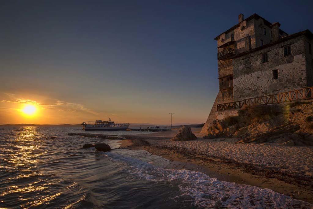 Archodiko Toliadi Boutique Apartments And Suites Ouranoupoli Exterior photo